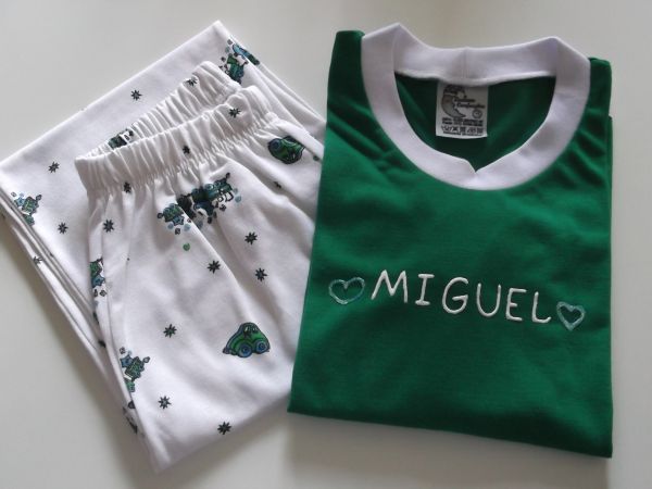 PIJAMA INFANTIL PERSONALIZADO